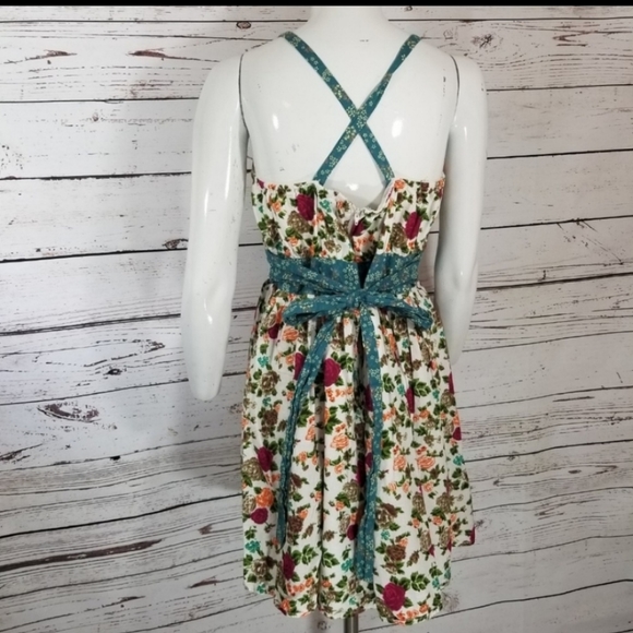 DRESS Cottage Prairie Core floral Spaghetti Strap criss cross Size Small - Picture 2 of 7